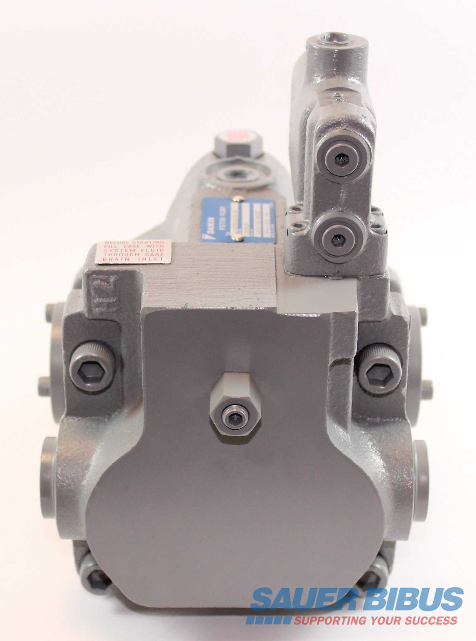 Daikin_Axialkolbenpumpe_JV-Serie-SA-Regler_radial-3